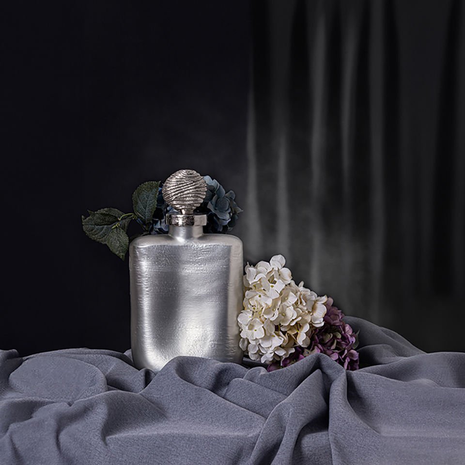 Anemon Gümüş Dekoratif Şişe 33 cm